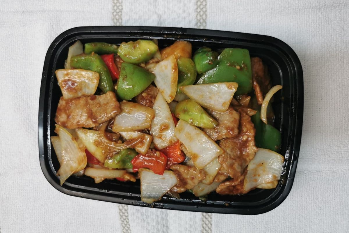 77. Beef with Pepper in Black Bean Sauce 豉椒牛肉
