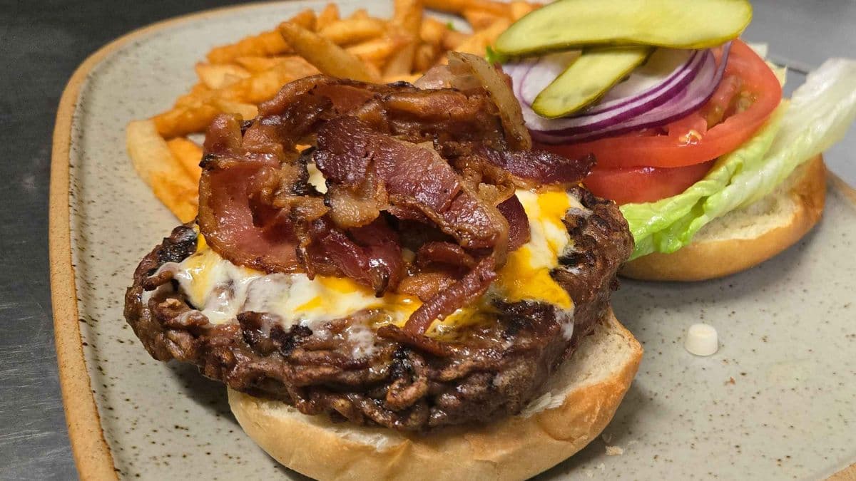 Prime Rib Deluxe Burger