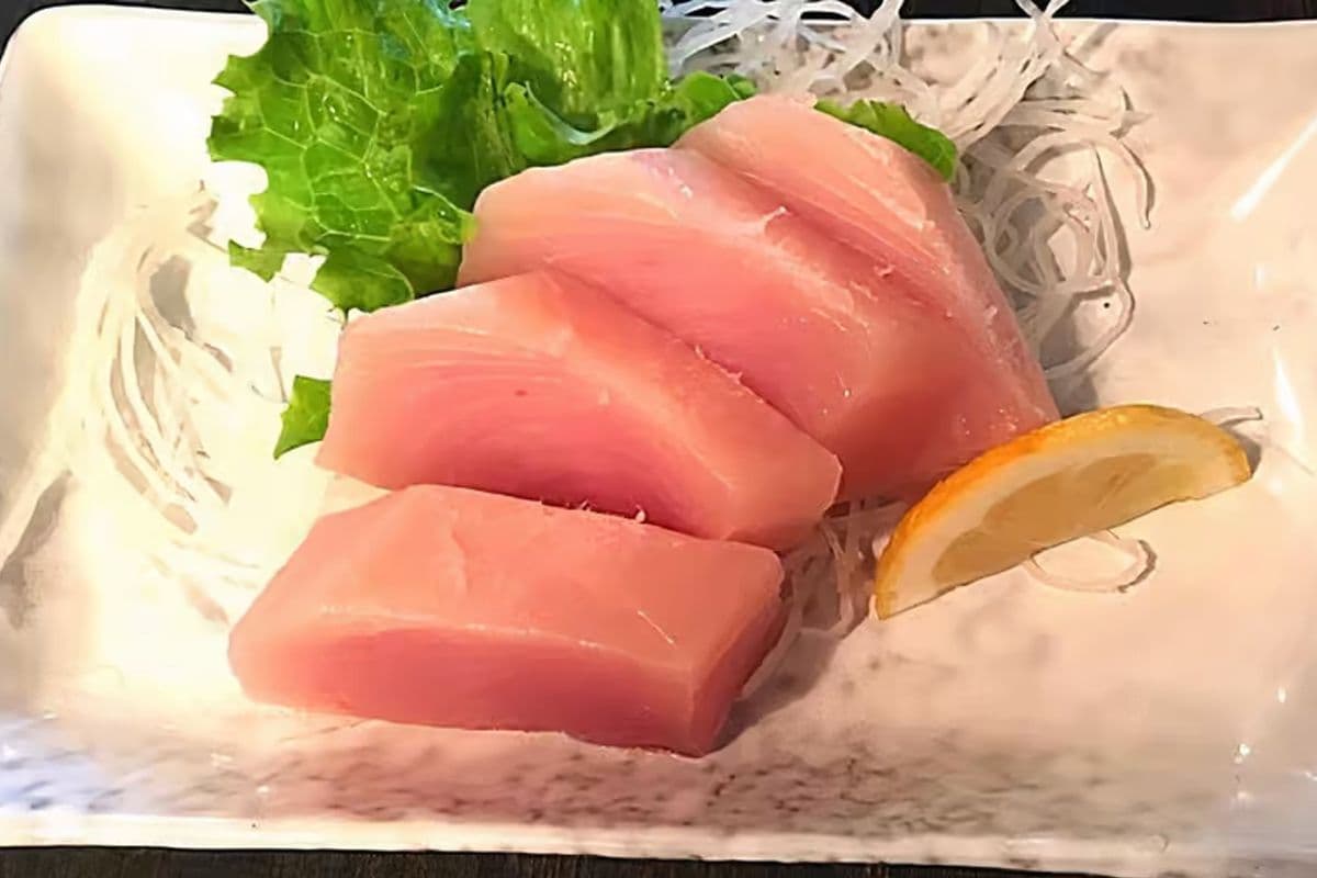 77. Tuna Sashimi