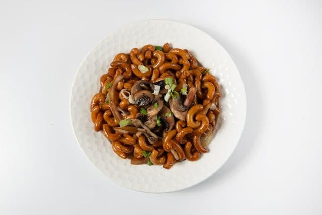 Nouilles aux champignons