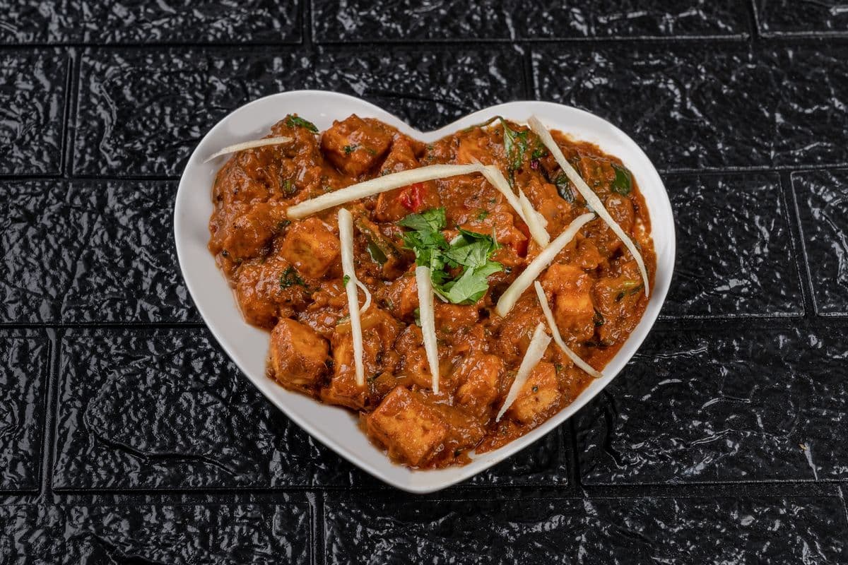 Kadhayi Paneer