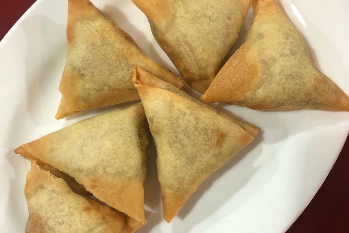 1 Vegetable Samosa(4 pcs)