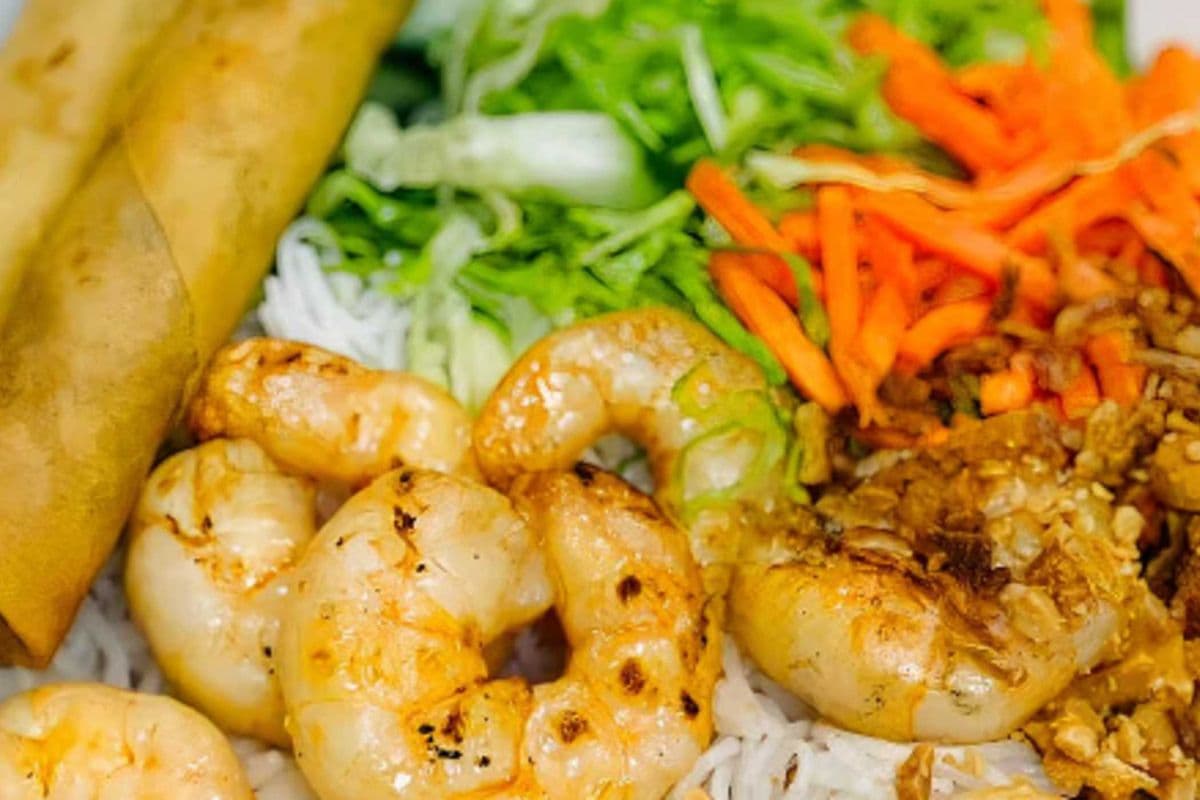 34. Grilled Shrimp and Spring Roll on Vermicelli