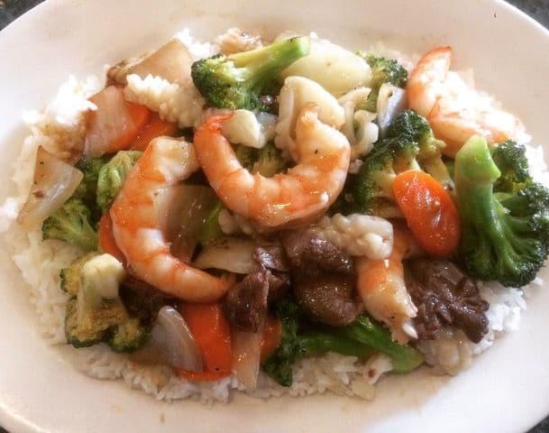 51. Assorted Shrimp, Beef, Calamari with Mixed Vegetables and Steamed Rice