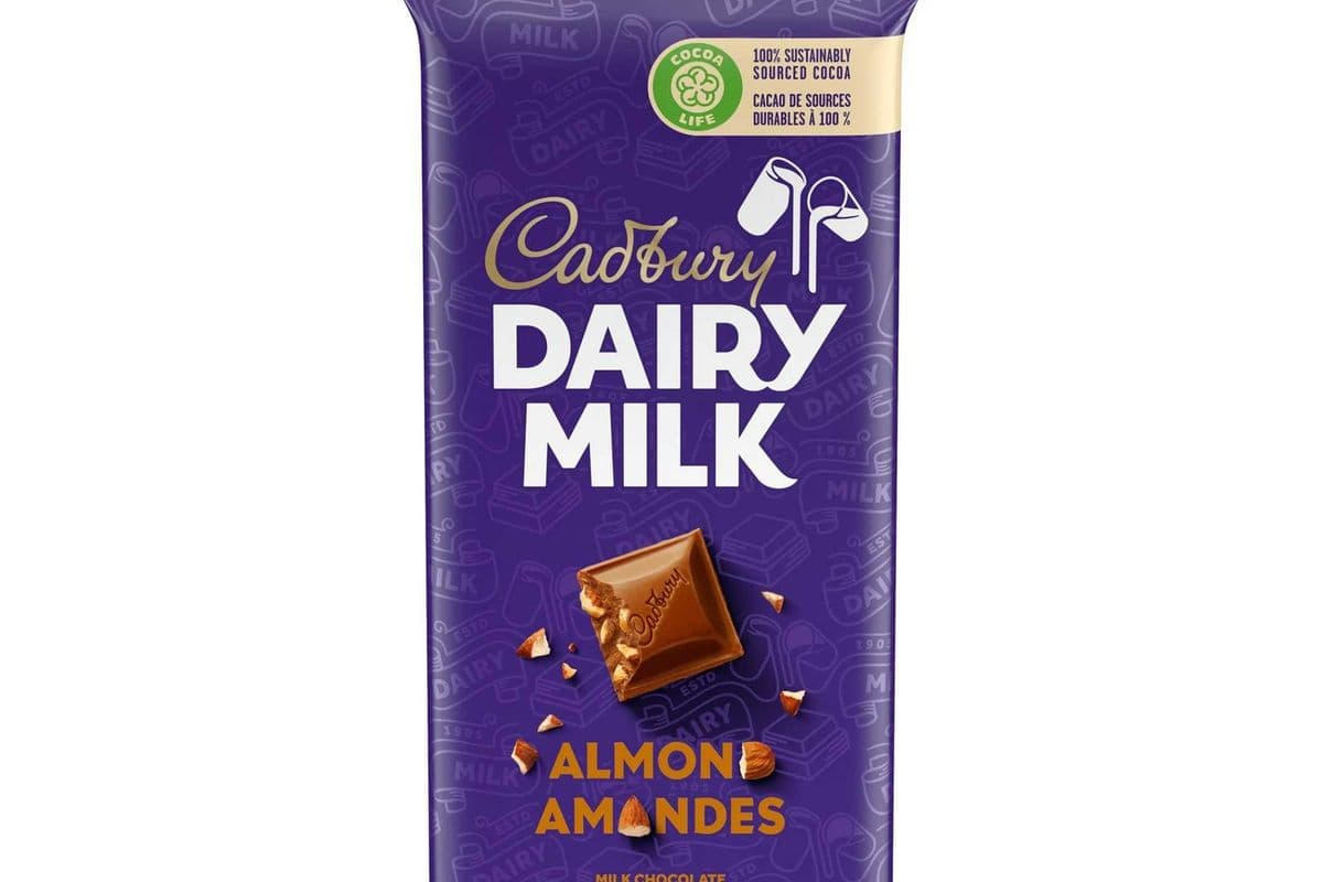Cadbury Dairy Milk Almonds (100 g)