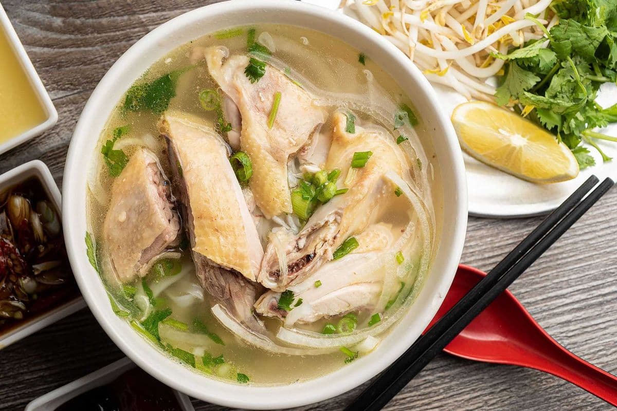 P4. Pho Ga