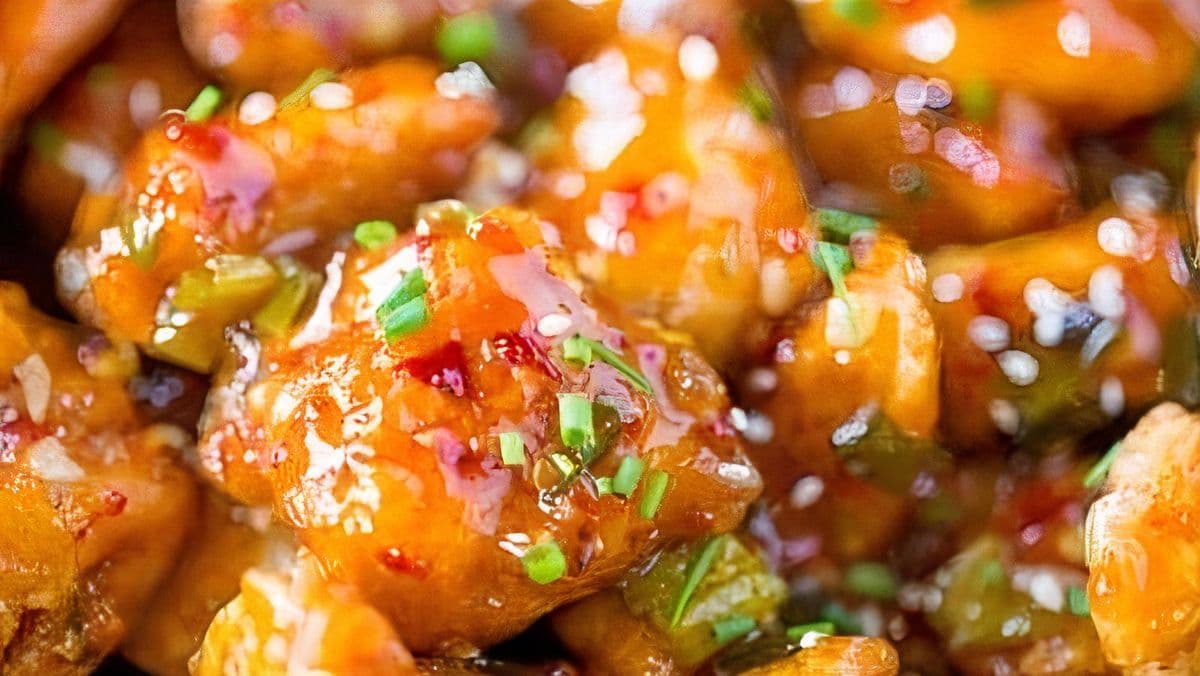 THAI BITES Chicken with rice