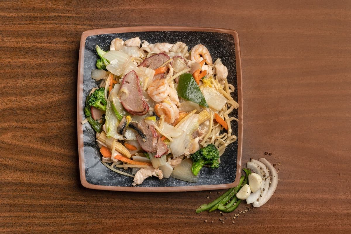 Cantonese Chow Mein