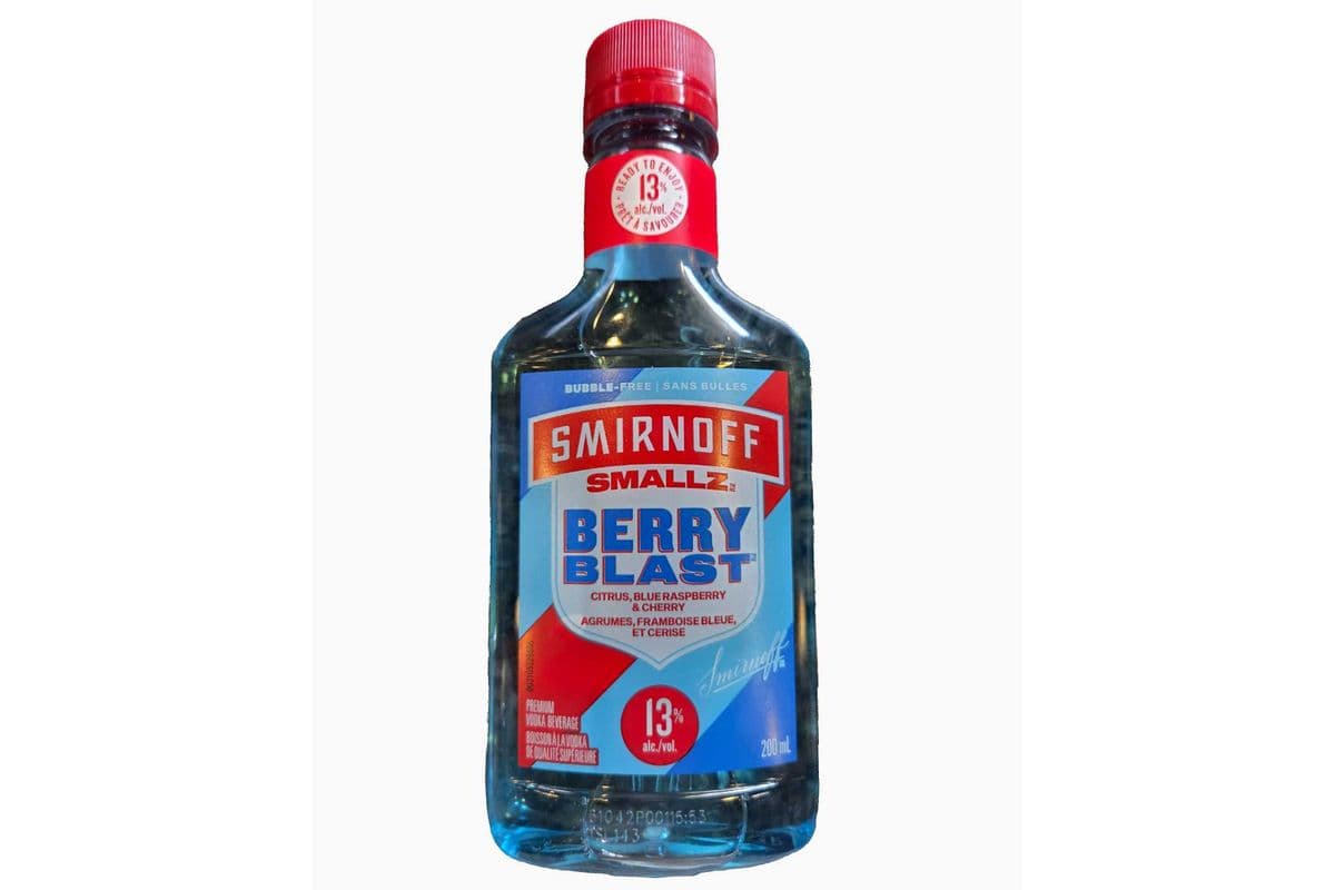 Smirnoff Berry Blast Vodka Beverage RTD (1 x 200ml Btl)
