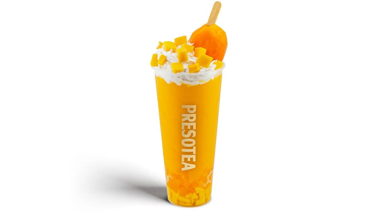 Real Mango Popsicle Slush / Frappé mangue avec crème fouettée et popsicle