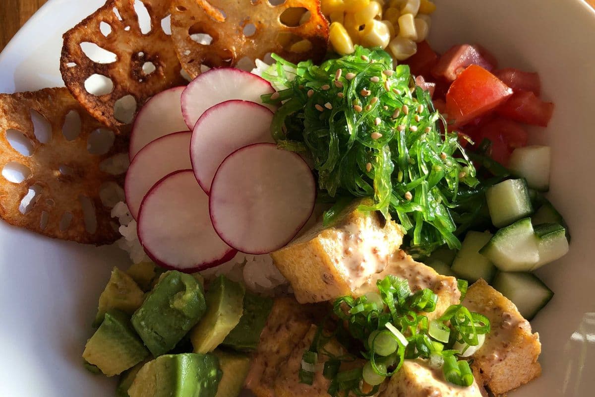 D1C. Poke -- Crispy Tofu Poke (Rice) (v)