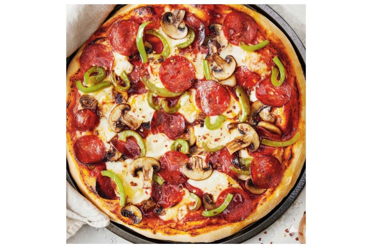 Deluxe Pizza (Non Veg)