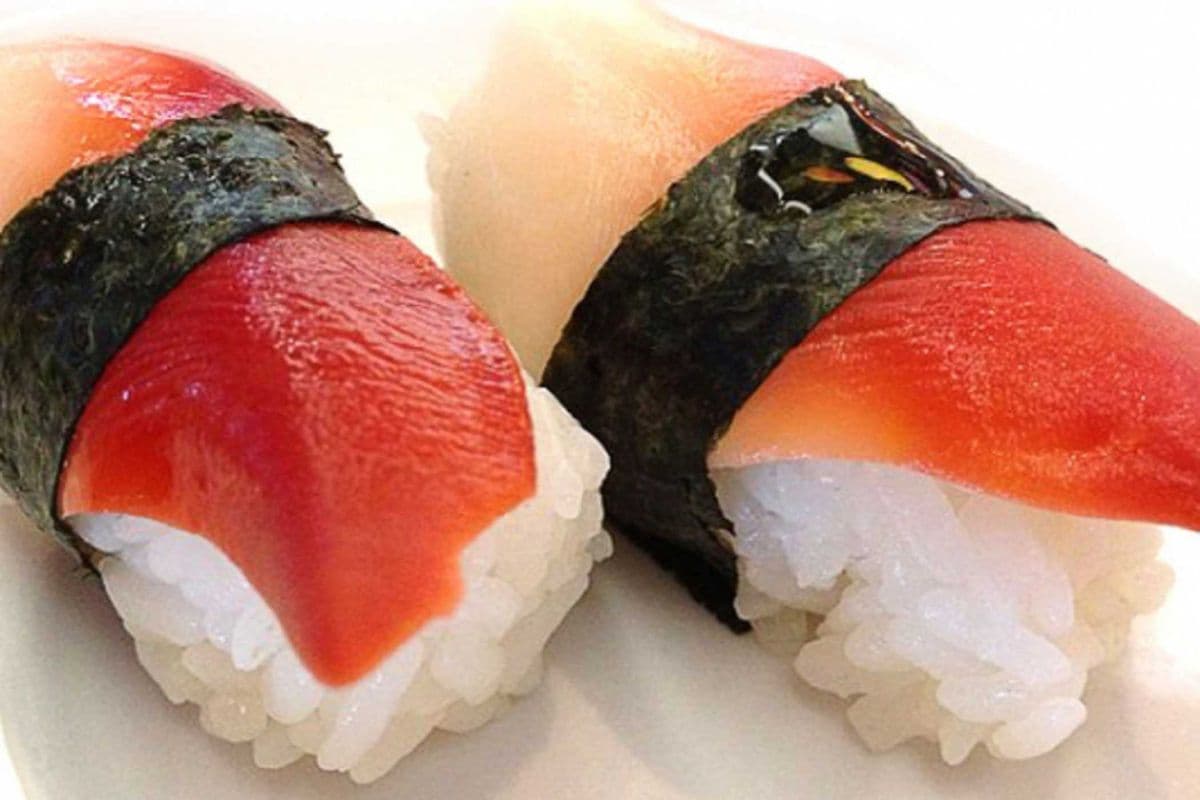 Hokkigai Nigiri