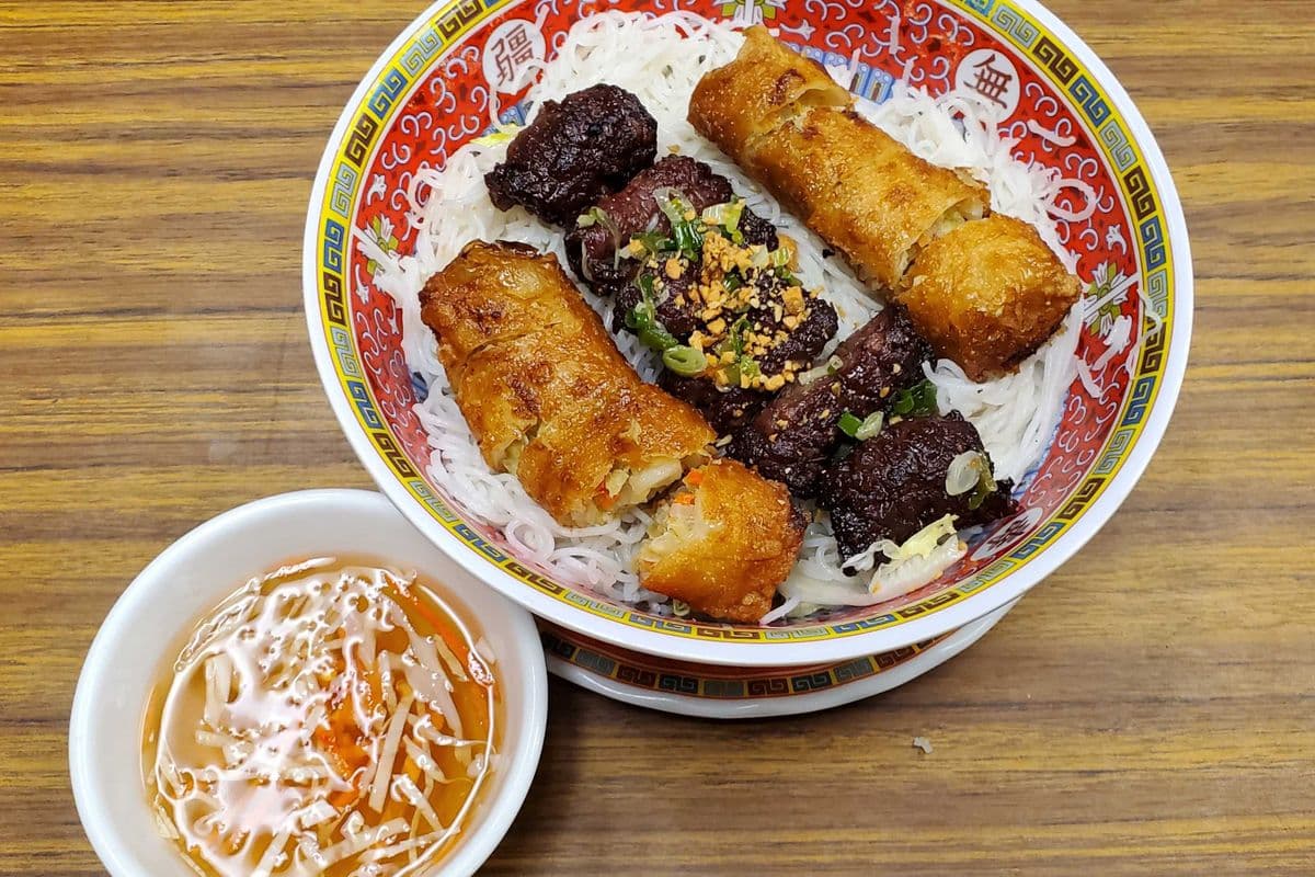 90. Rice Vermicelli with Charbroiled Beef or Pork and Spring Rolls