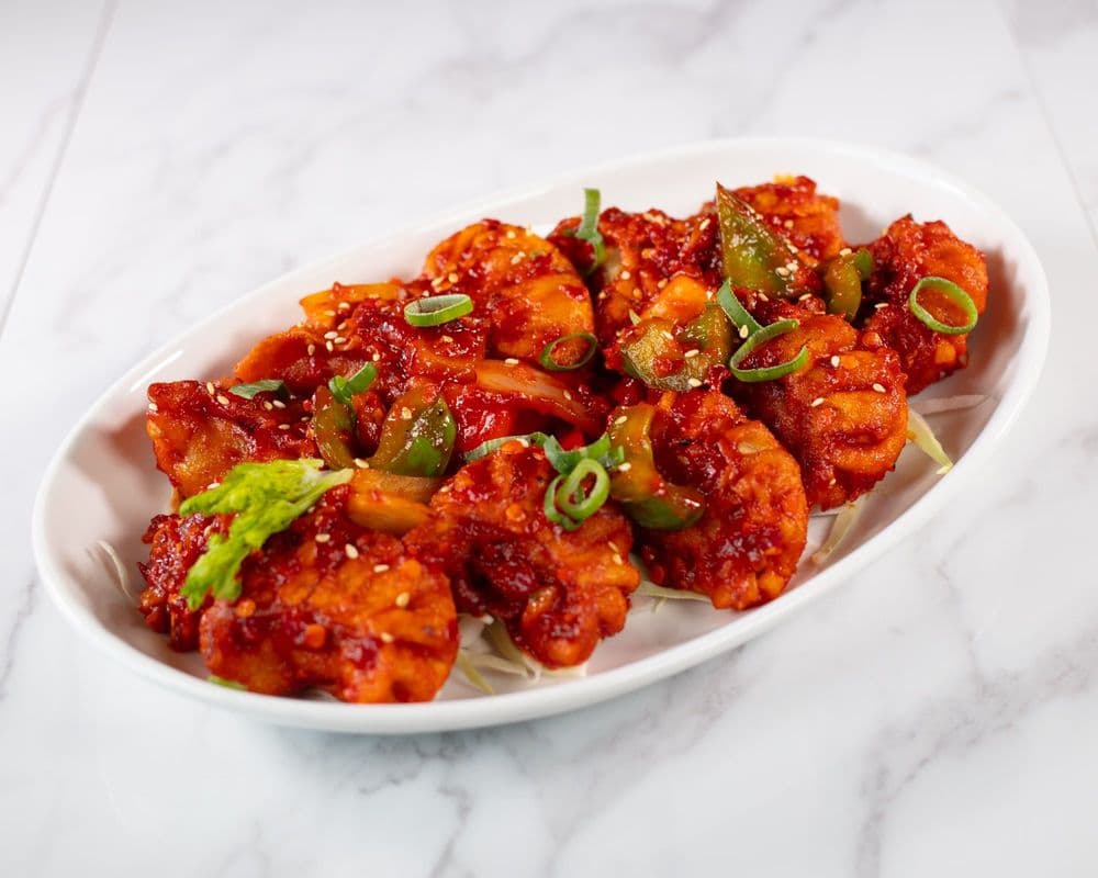Chicken Chilly MO MO (10 PCS)