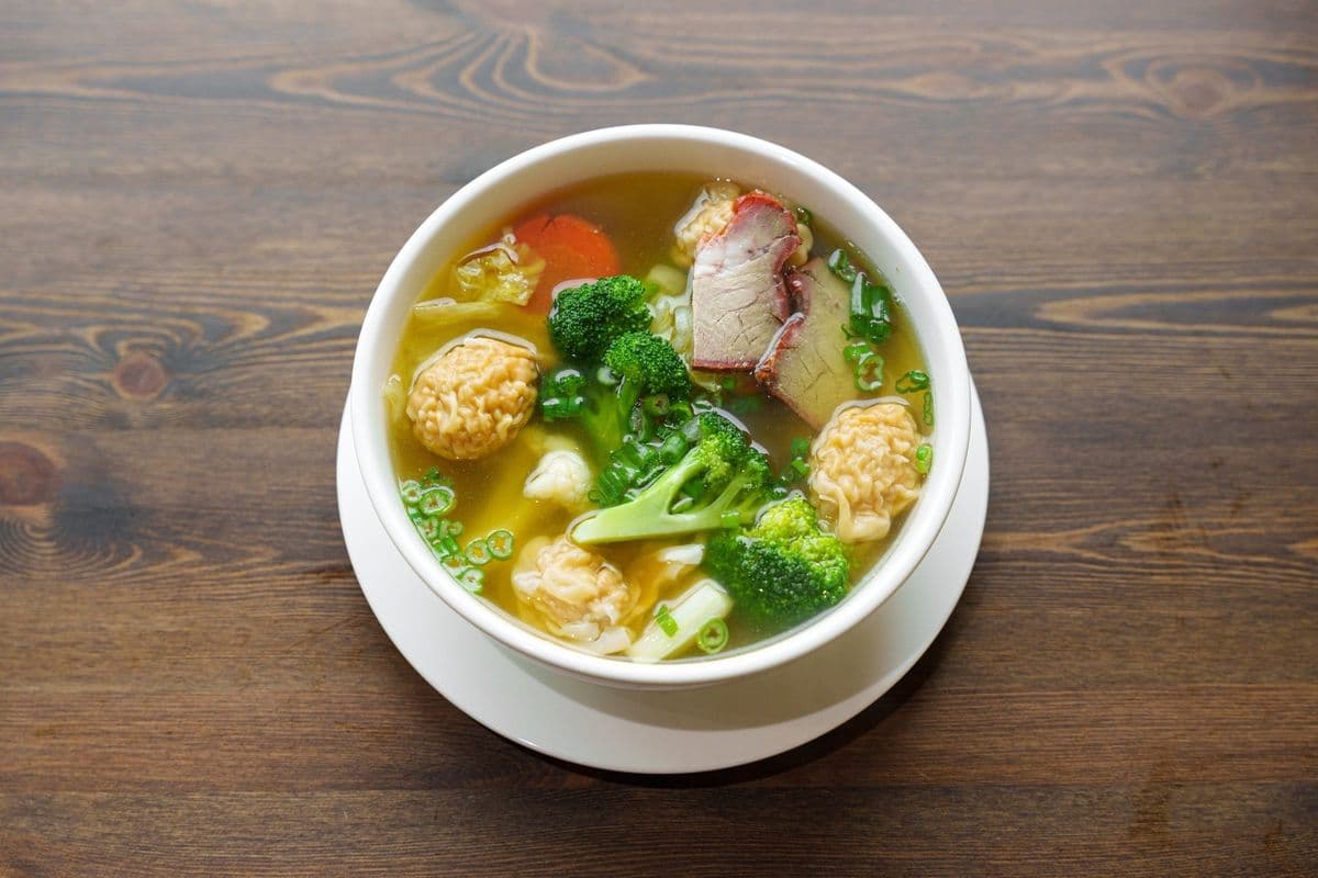 24.Wonton Egg Noodle Soup (Mì Hoành Thánh)