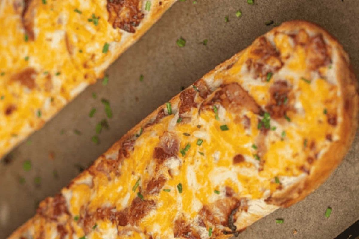 Garlic Cheese Bread With Bacon( 12 "Bread)