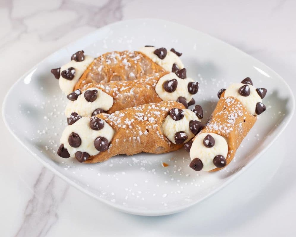 Sicilian Cannoli
