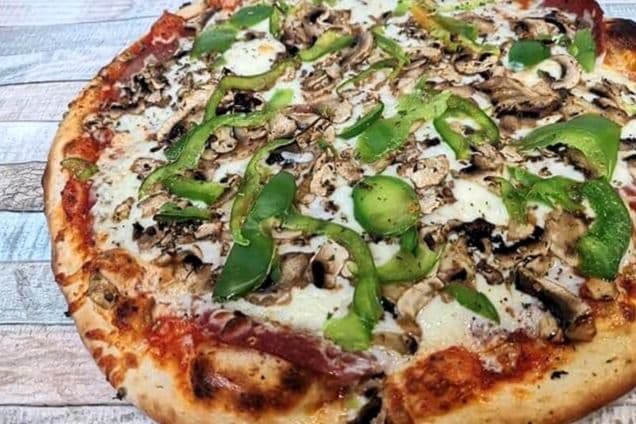 Pizza Toute Garnie / All Dressed Pizza
