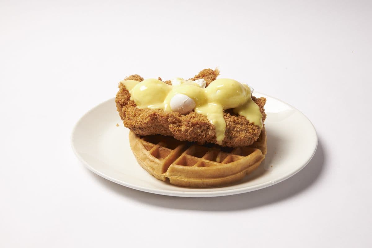 Fried Chicken Waffle Benedict