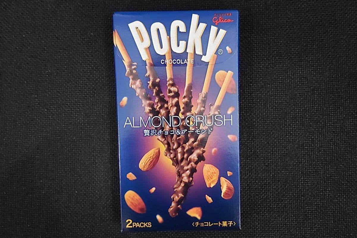 Pocky Crunchy Almond Crush Biscuit Sticks