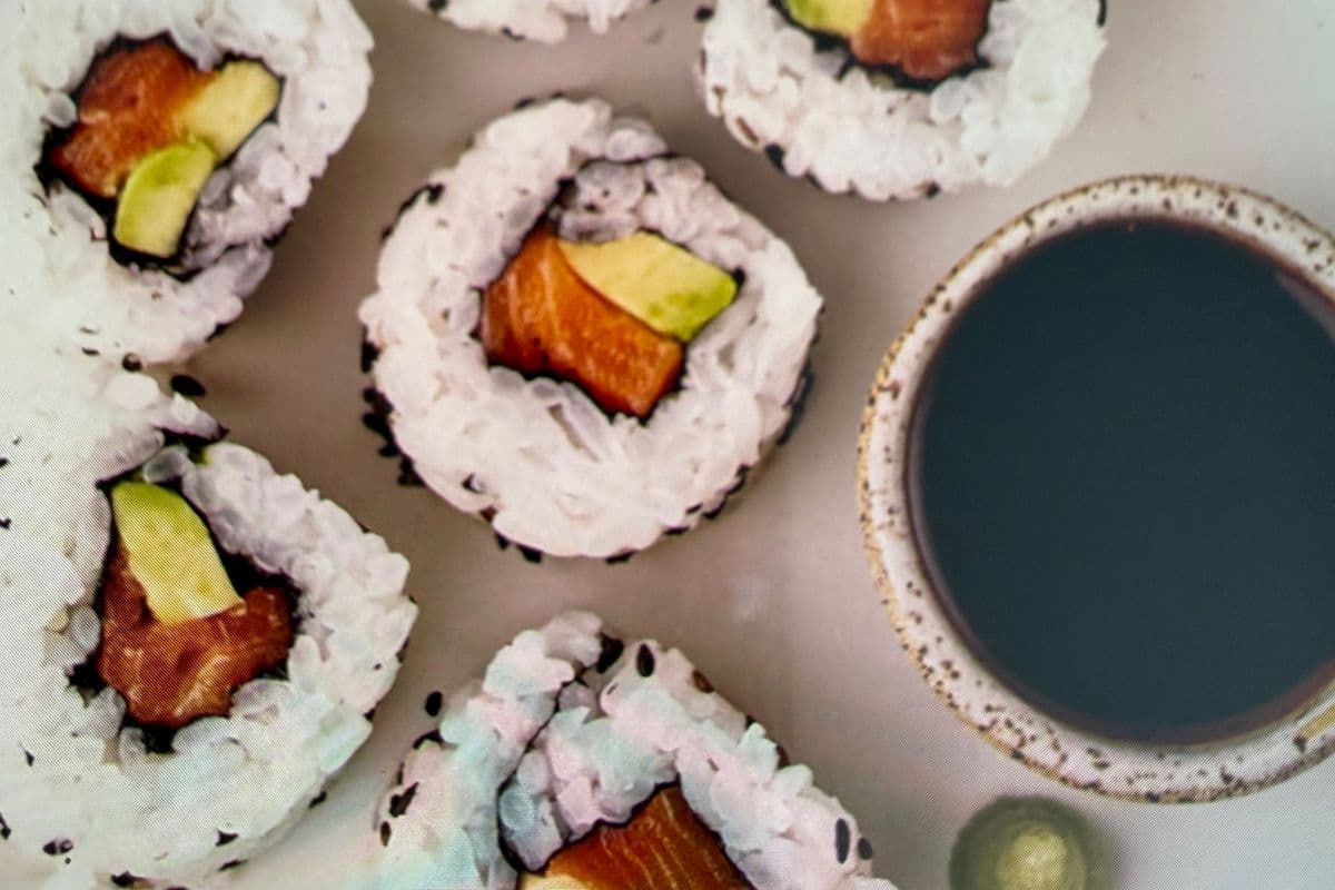 24. Salmon Avocado Roll