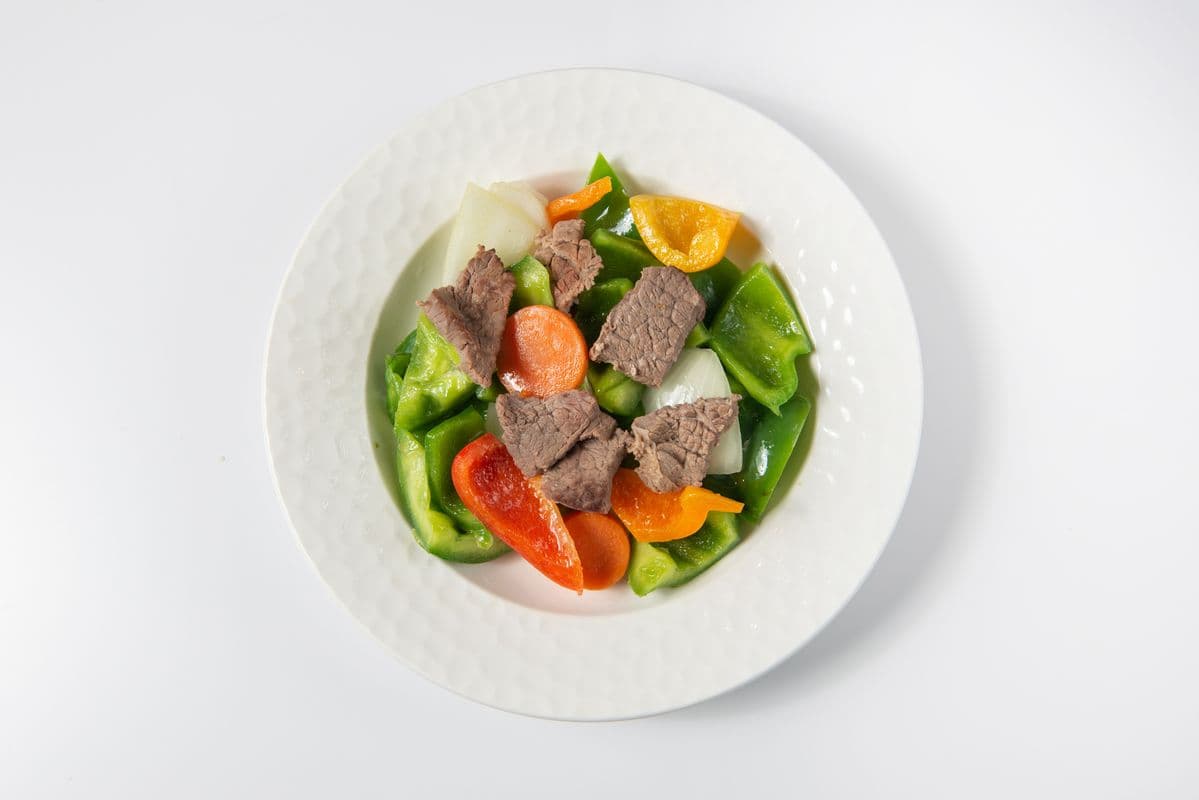 Boeuf et piments verts