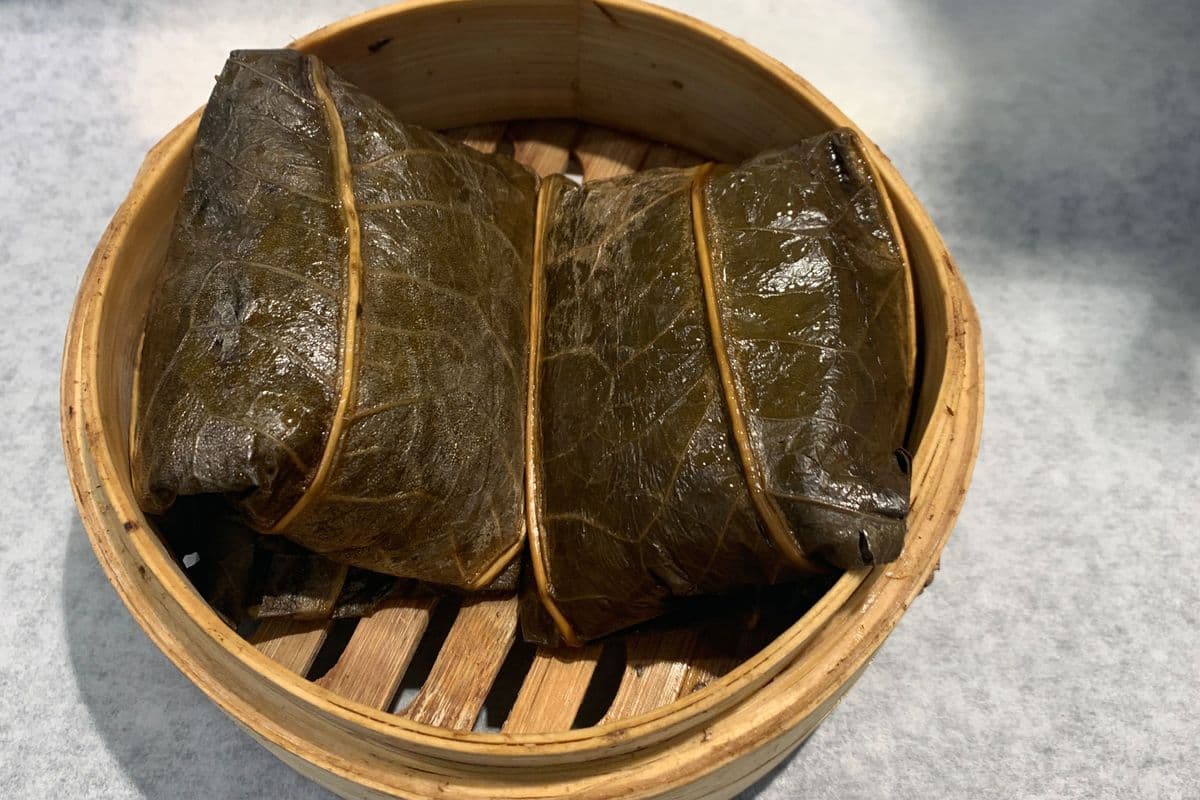 Chicken Sticky Rice (2 pcs)