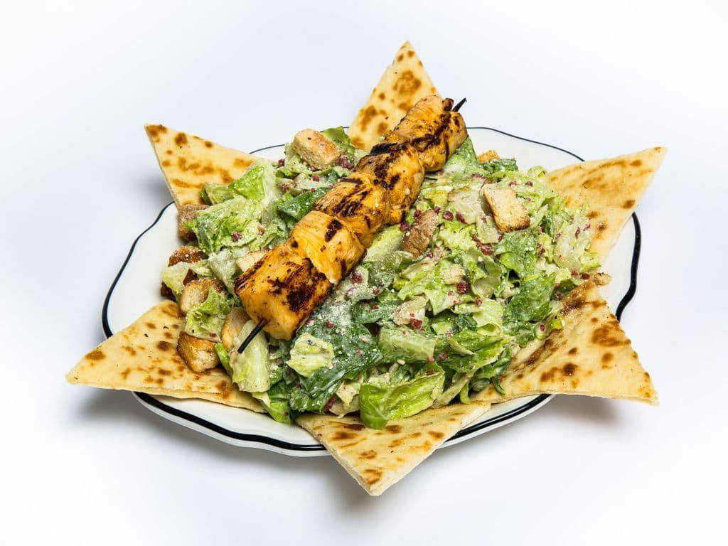 Petite Salade César avec poulet grillé