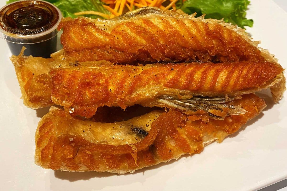 D33. Salmon Belly (5 Pcs)
