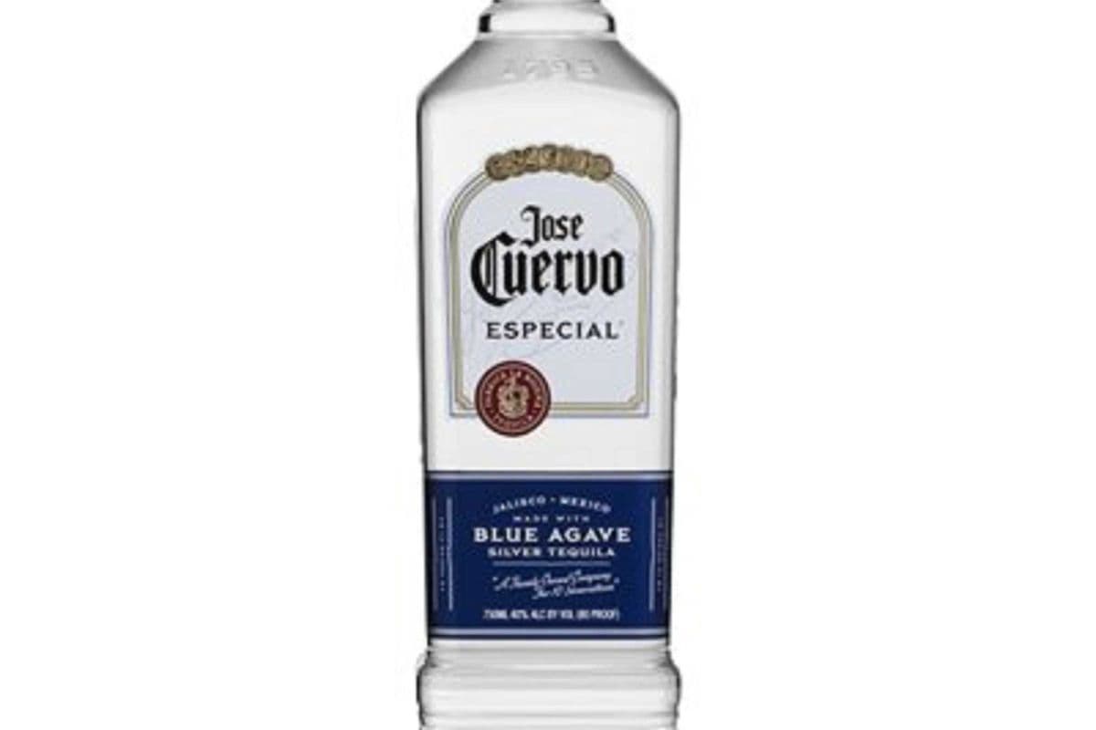 Jose Cuervo Especial Silver Tequila (1 x 750 ml)