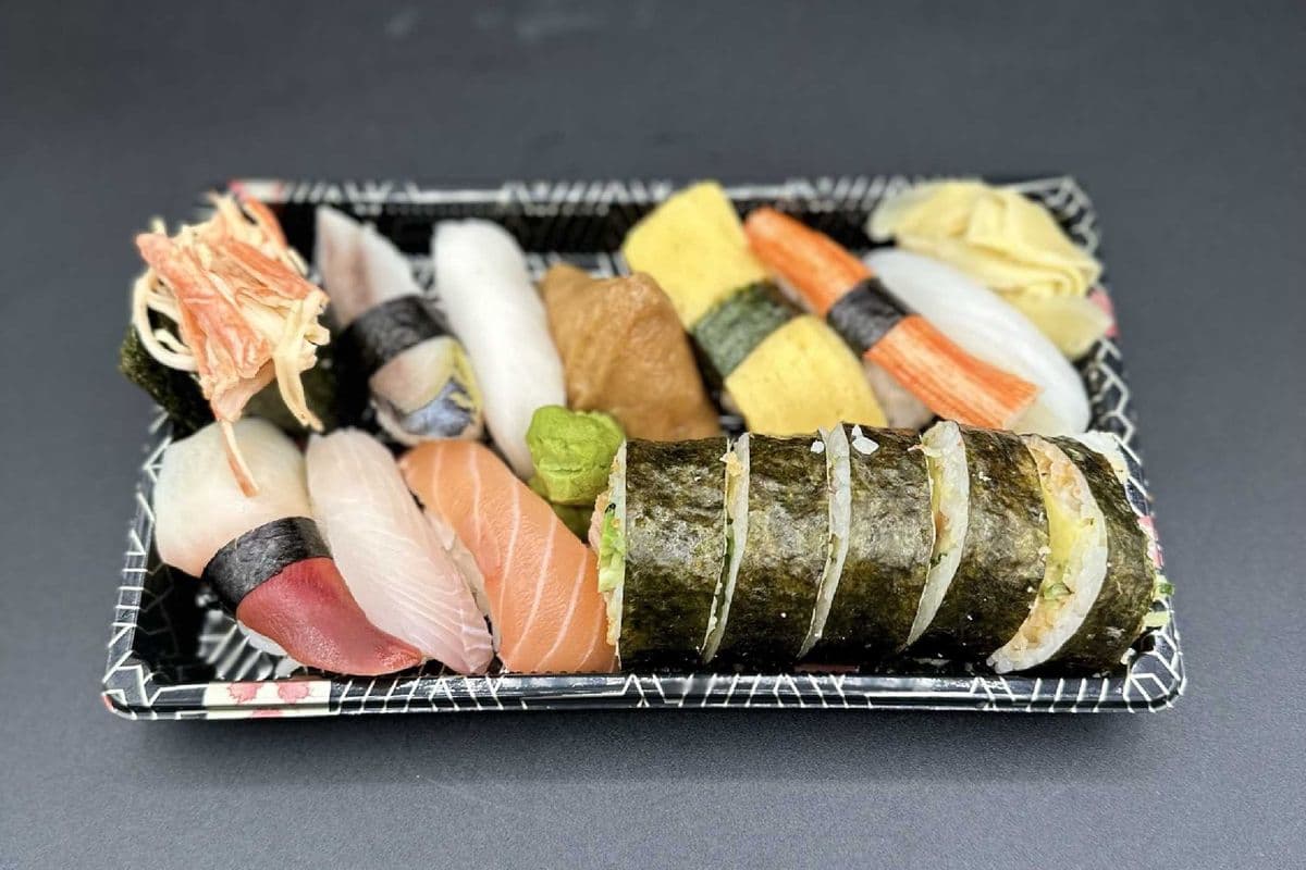 105 Sushi One (15 pcs)