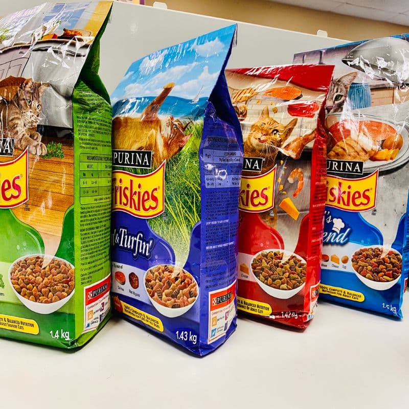 Friskies Cat Food Bag (1.4 kg)