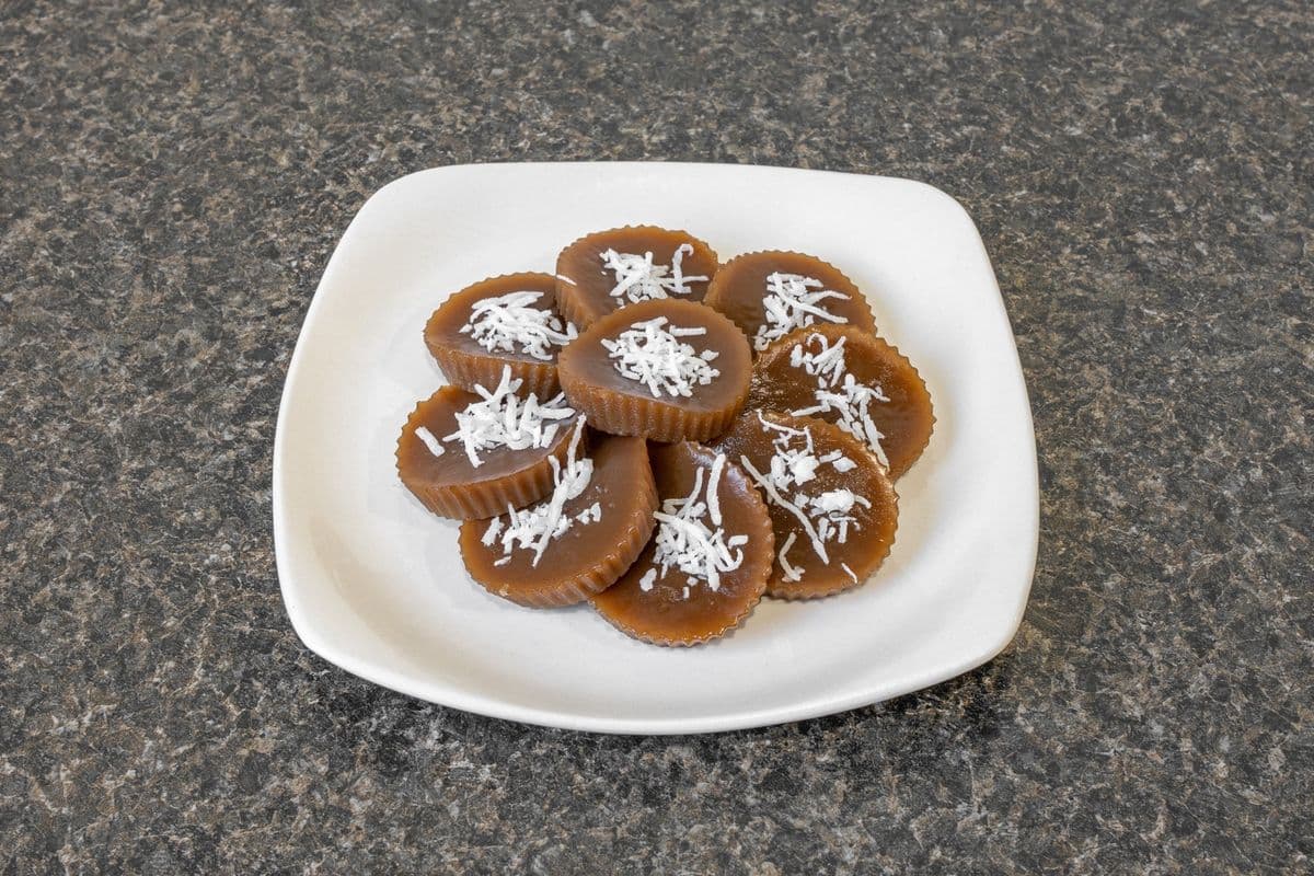 Kutsinta (9 pcs)