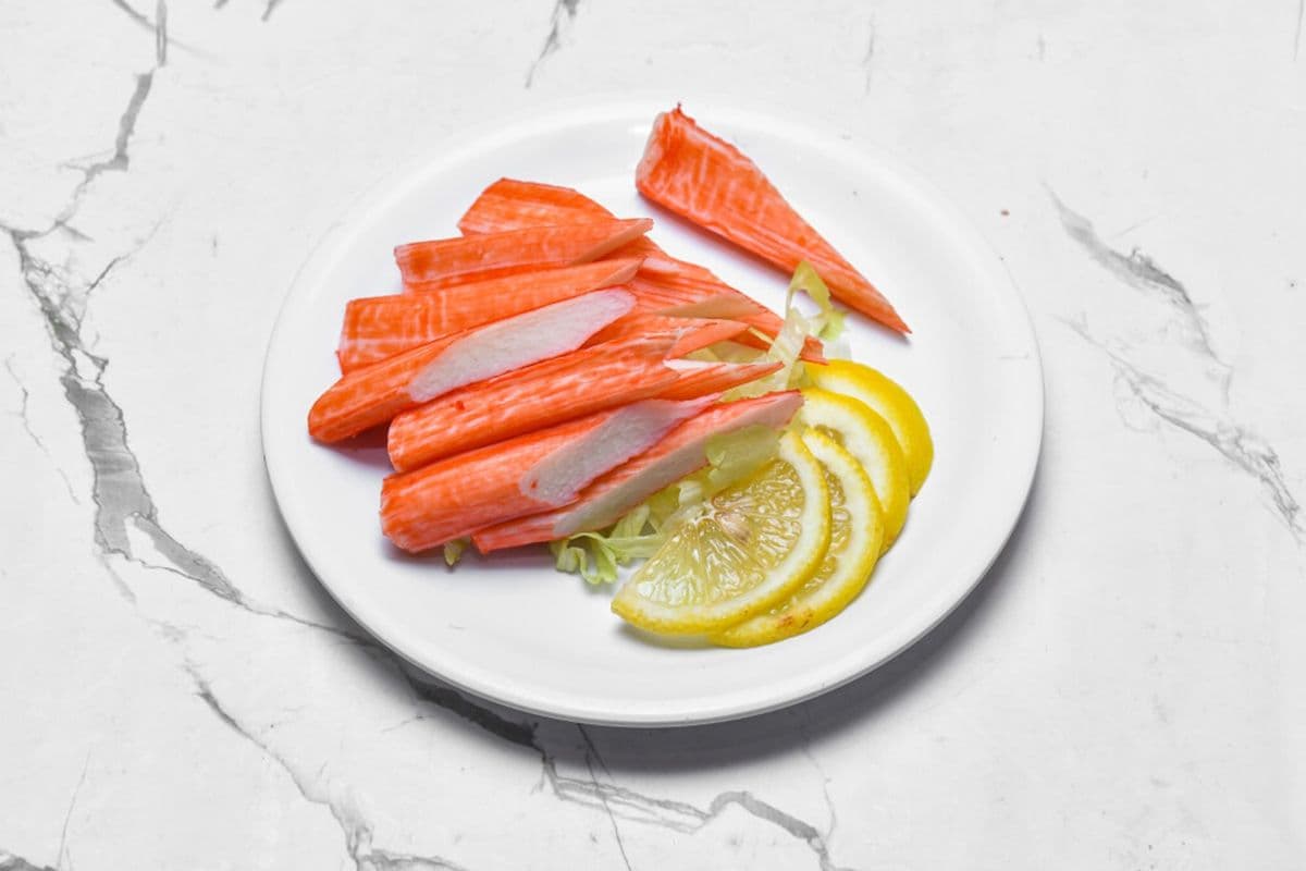 F4. Crab Meat Sashimi (6 Pcs)