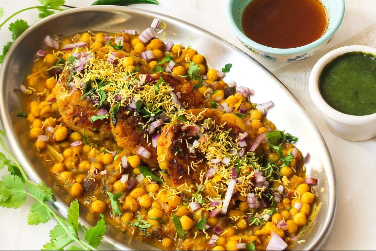 Aloo Tikki Chaat