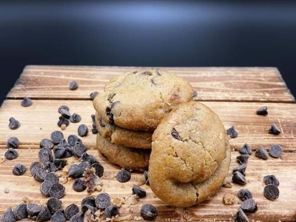 Chocolate Chip Cookie
