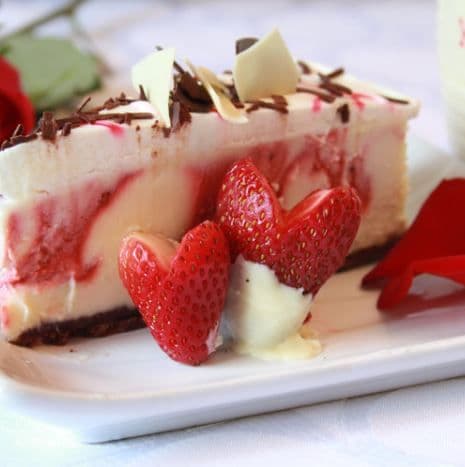 Bayside Strawberry Champagne Cheesecake (1 slice)