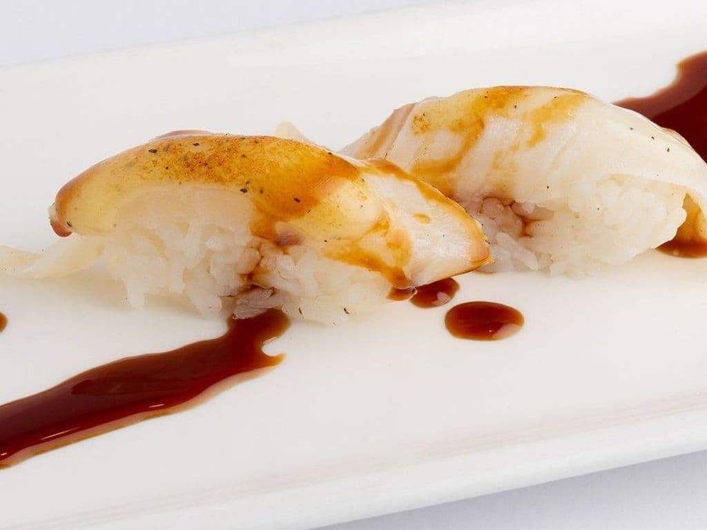 Torched Snapper Sushi (3 Pcs)