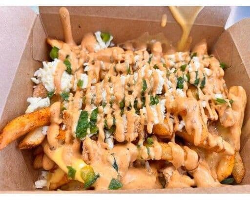 Large Mexican Poutine