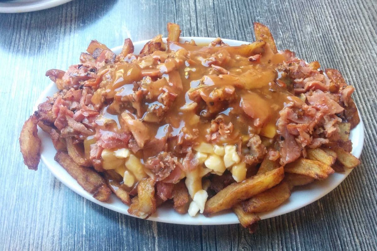 Poutine à la viande fumée / Smoked Meat