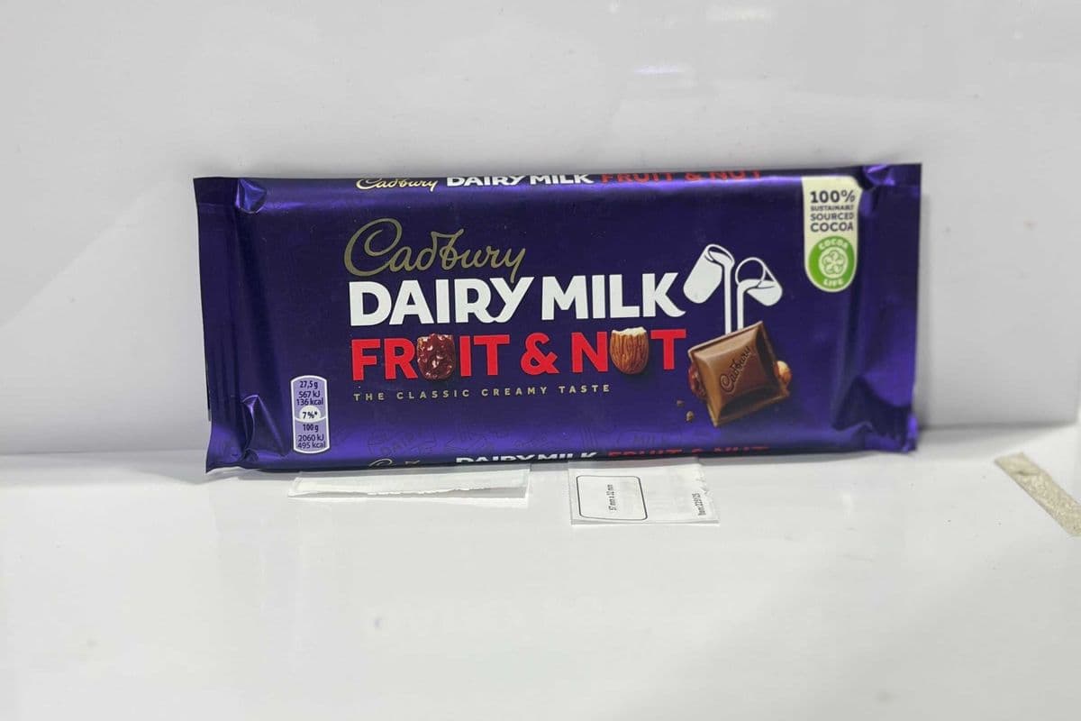 Dairy Milk Fruit & Nut Large