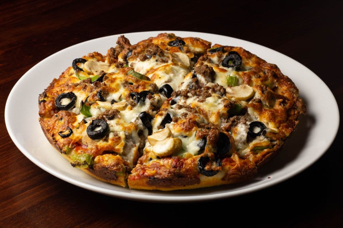 8" Small Beckham's Classic Pizza