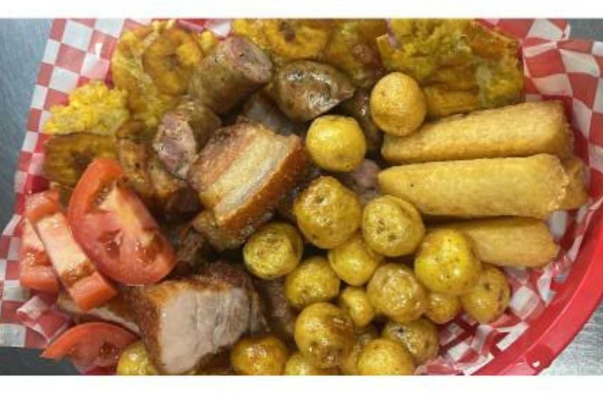 Fritanga Platter (Serves 2)