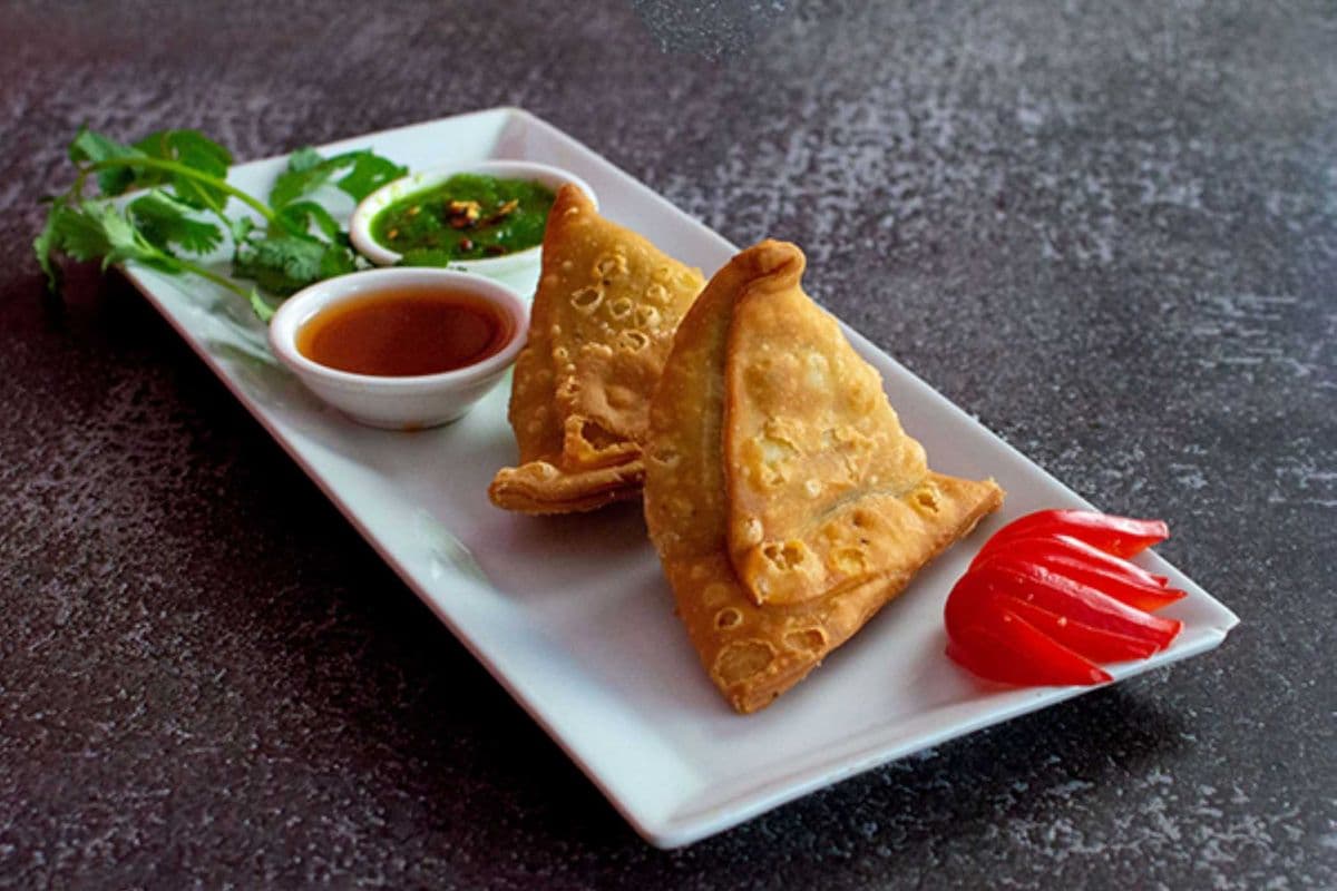 Samosa (2 pcs)