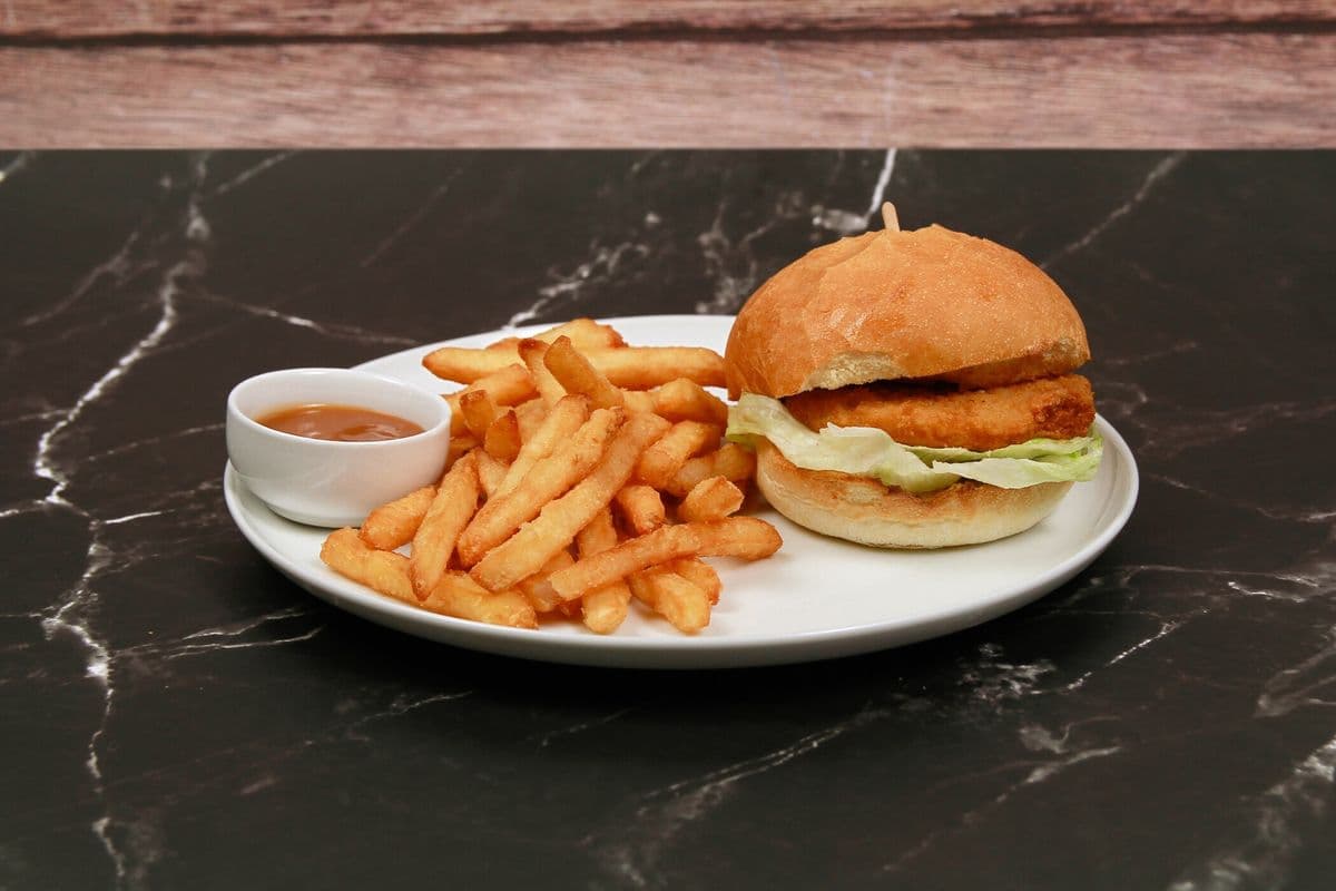 Hamburger poulet (assiette)