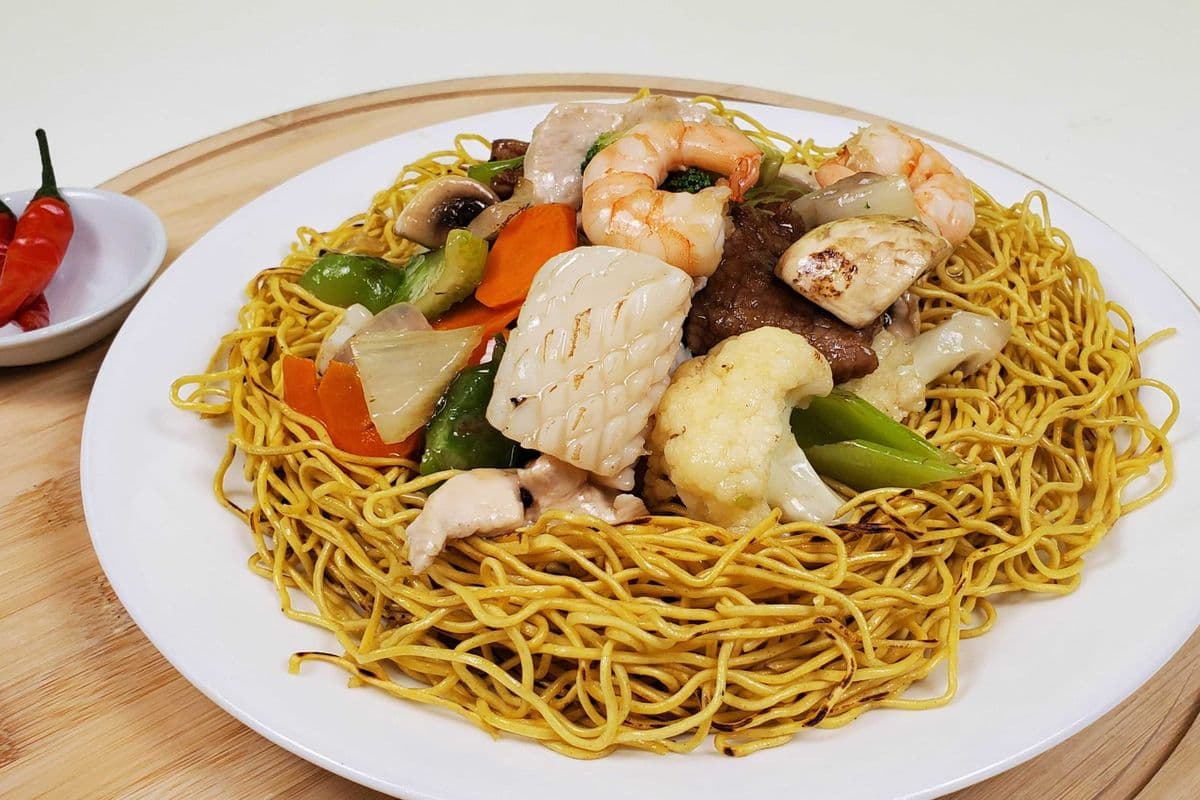 Sweet Basil’s Chow Mein