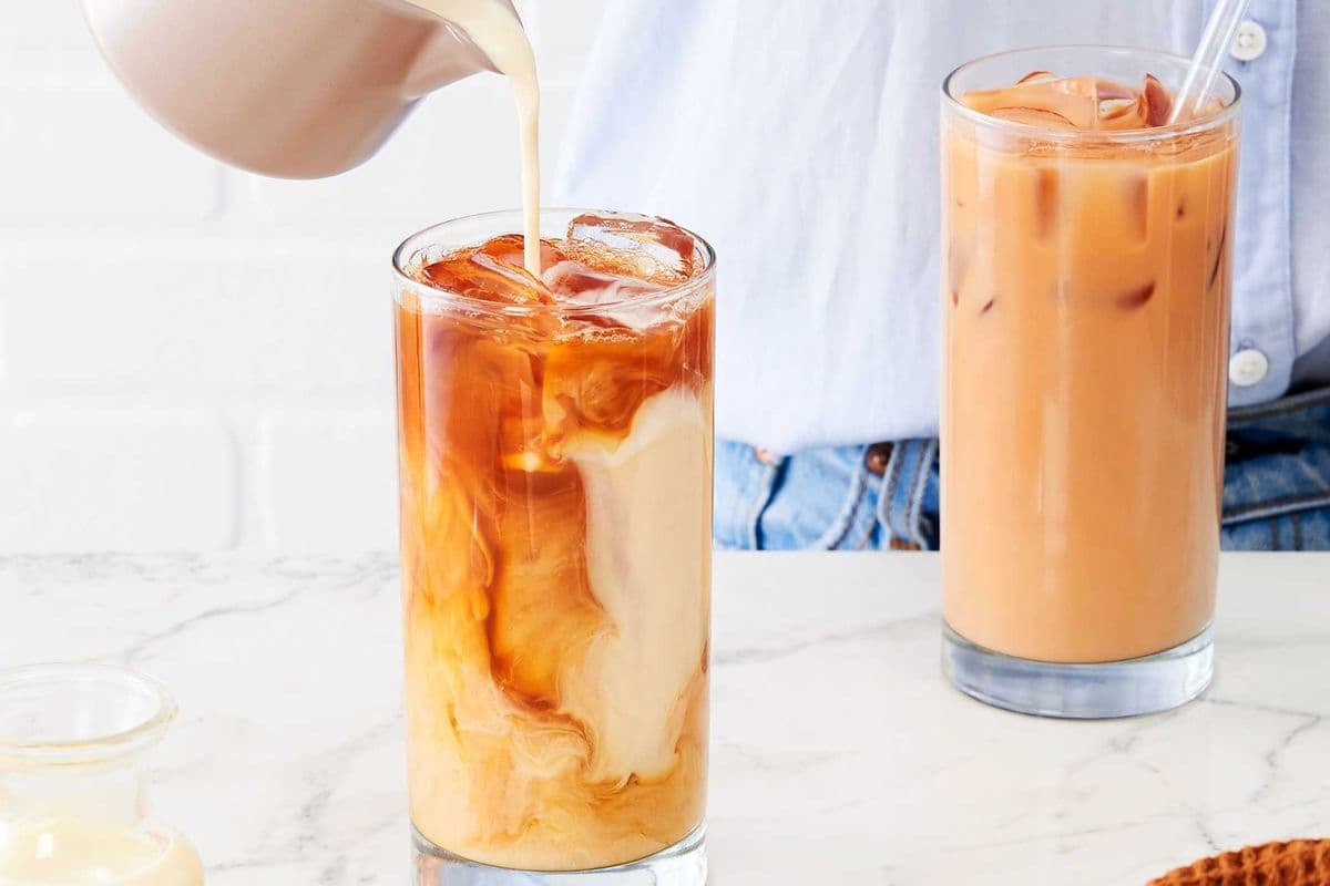Iced Hong Kong Milk Tea (20 oz)