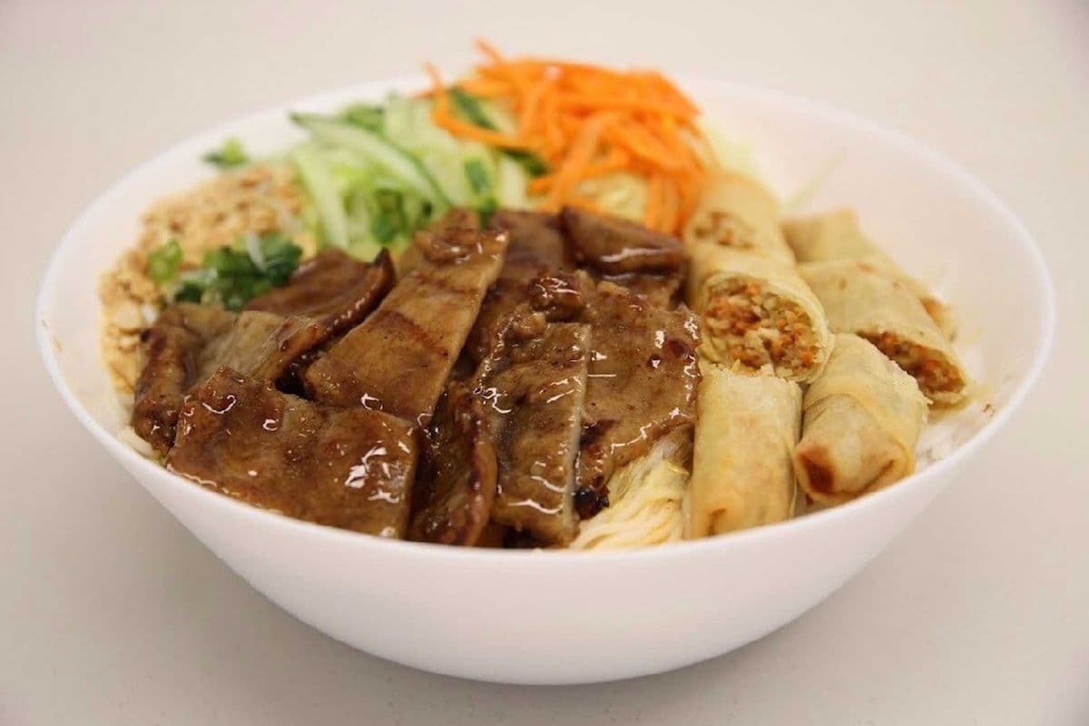 24. Grill Pork and Spring roll Vermicelli