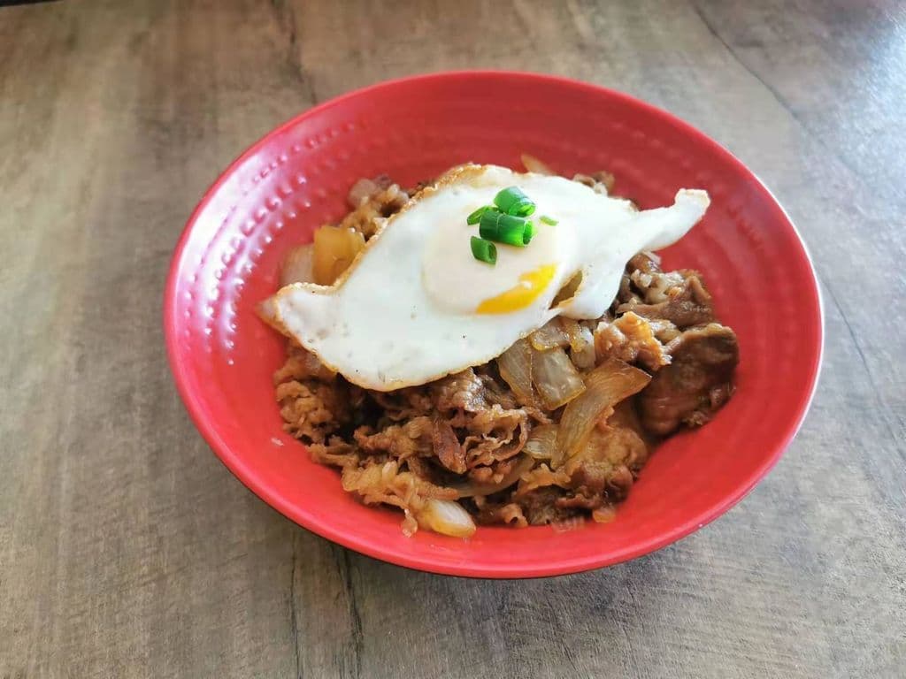 Japanese Teriyaki Beef On Rice 照烧牛肉饭